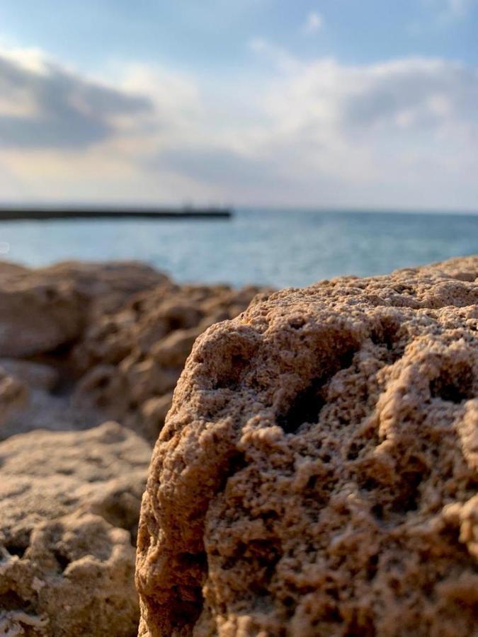 Apartament Caesarea :In The Front Of The Sea Zewnętrze zdjęcie